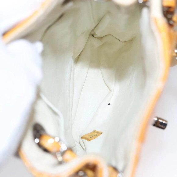 CHANEL Matelasse Chain Shoulder Bag Enamel Yellow CC Auth 106418 - Picture 10 of 16